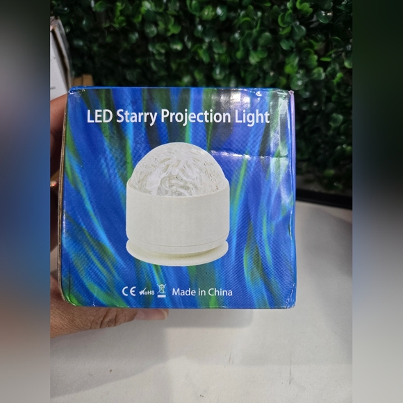 LED Star Projector with Remote - Picture 6 of 7